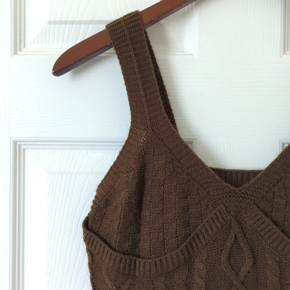 Cropped Cable Knit Wide Strap V-neck Sweater Tank Top Brown Small - Picture 3 of 7